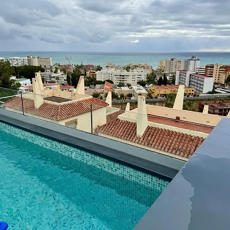 Delsol - Modern Private Pool Short Walk To * Torremolinos